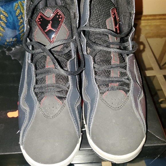 Nike 6.5 Jordans - Picture 1 of 6